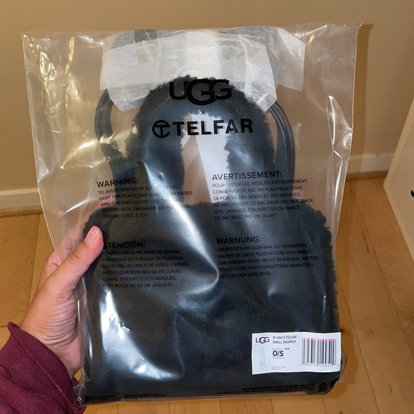 Small black telfar x ugg tote shopper - Picture 2 of 4